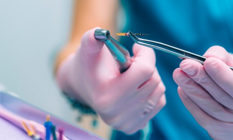 根管治療的手術流程