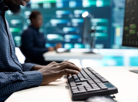 電腦造字怎麼做？Win10／Win11造字工具、程式與難字輸入一次搞懂